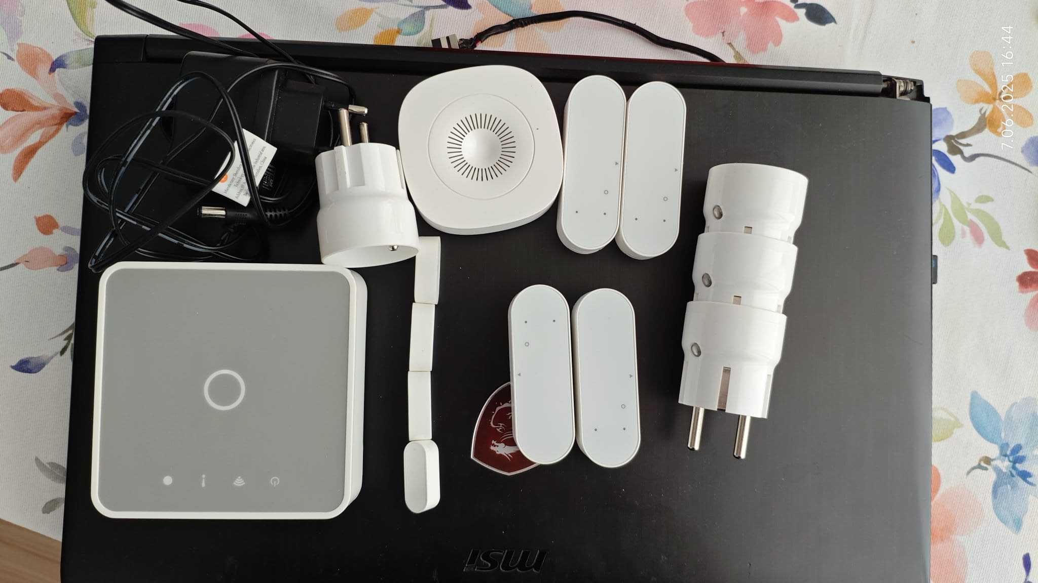 Czujniki i centrala smarthome DEVELCO