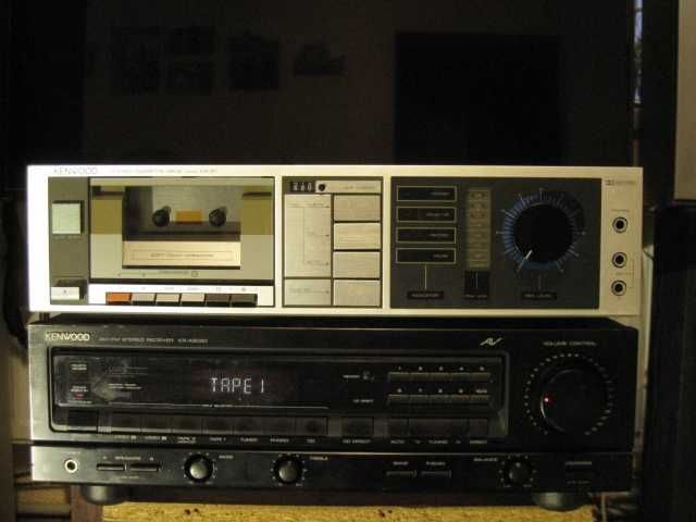 продам кассетную деку Kenwood .