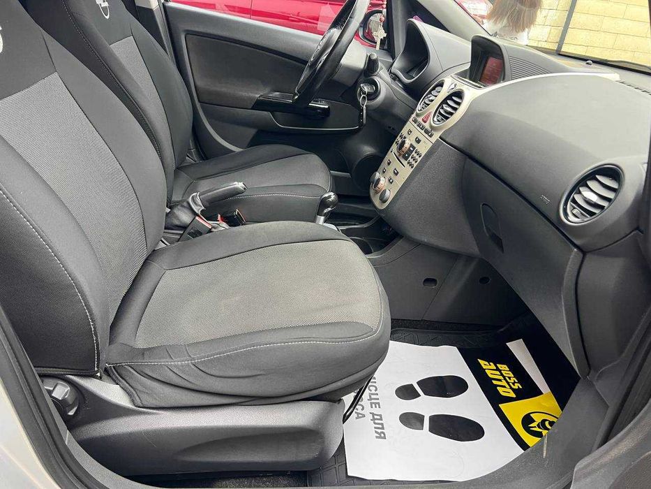 Opel Corsa 2008 року