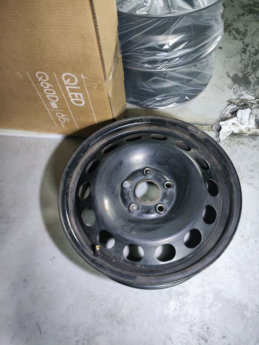 Felgi Felgi stalowe 16cali 5x112 Audi VW Seat Skoda et48