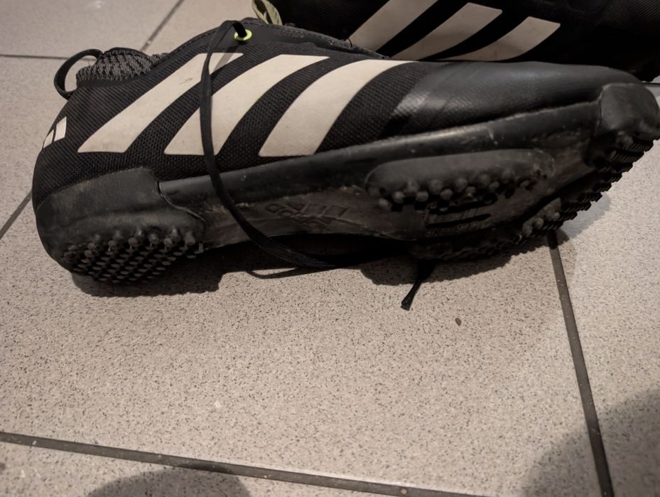 Buty garavelowe adidas