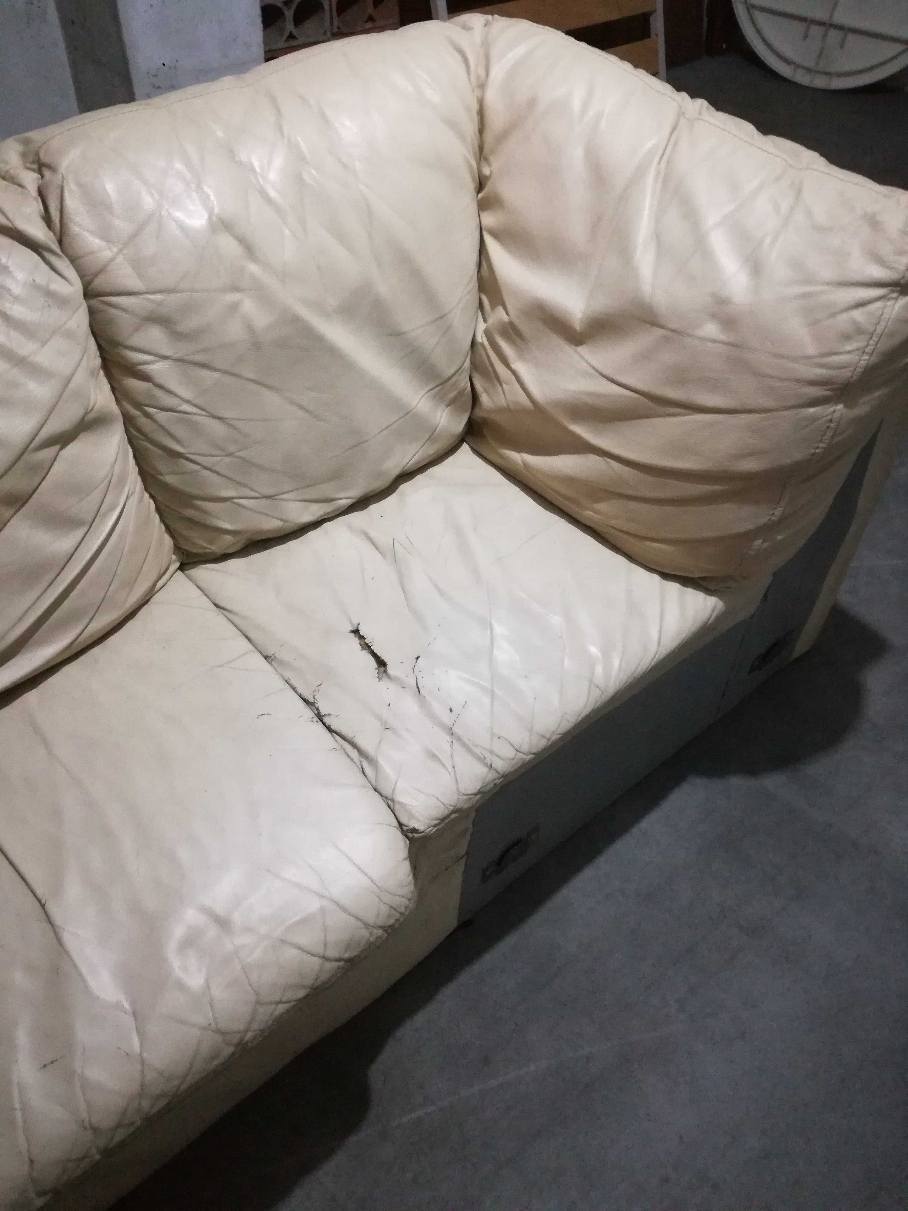Sofá de canto com cama em napa