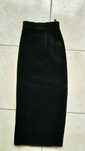 Saia viscose preta.