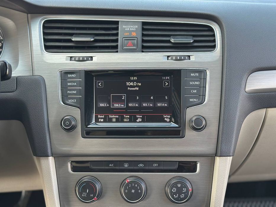 Volkswagen Golf 2015 2.0 дизель