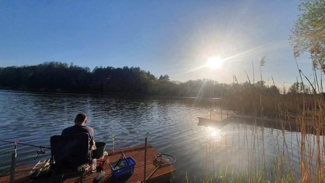 Wypoczynek,jezioro ryby,wędkowanie