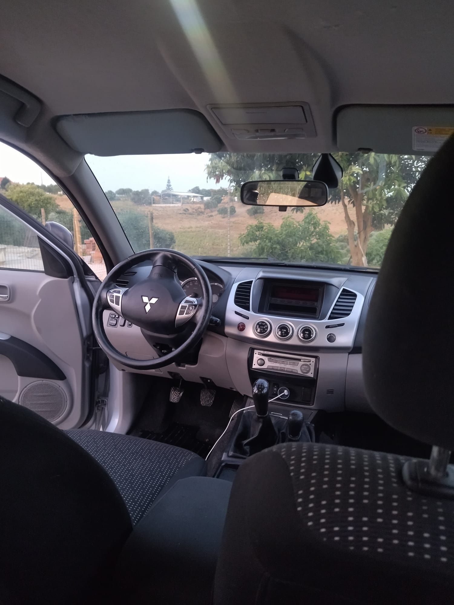 Mitsubishi L200 Strakar