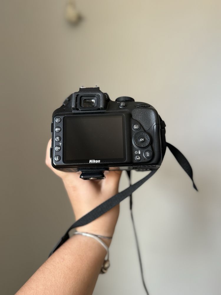 Máquina fotográfica Nikon D3300