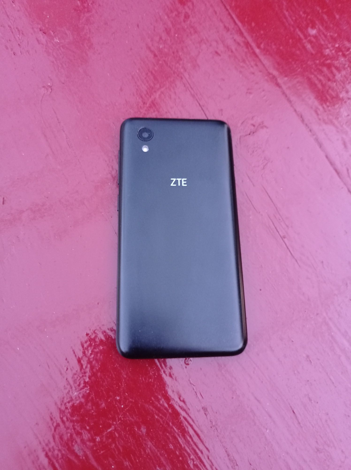 Продам  ZTE Blade L8 в наявности