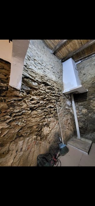 Pedreiro ( serviços de construção civil e remodelação)