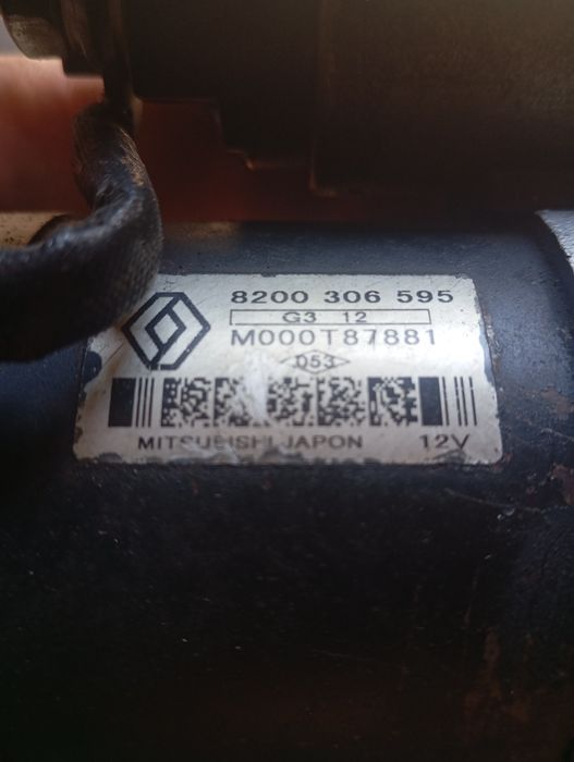 Продам стартер Renault Skenlk