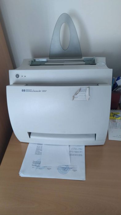 Принтер Laser jet 1100