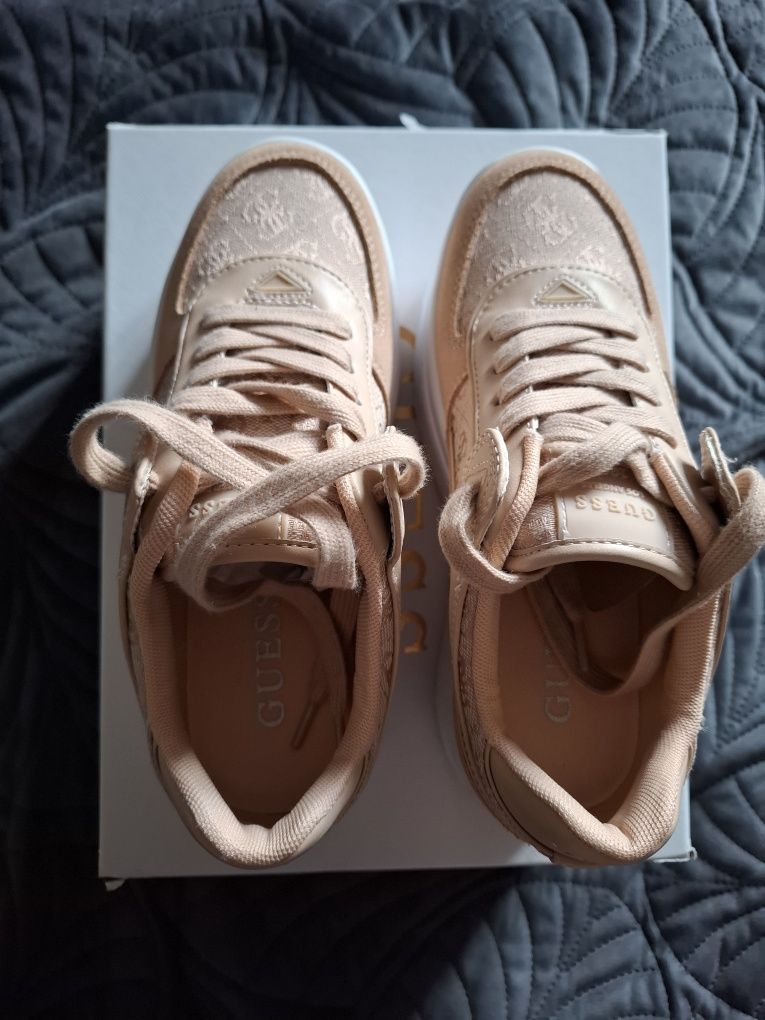 Sneakersy Guess roz 37