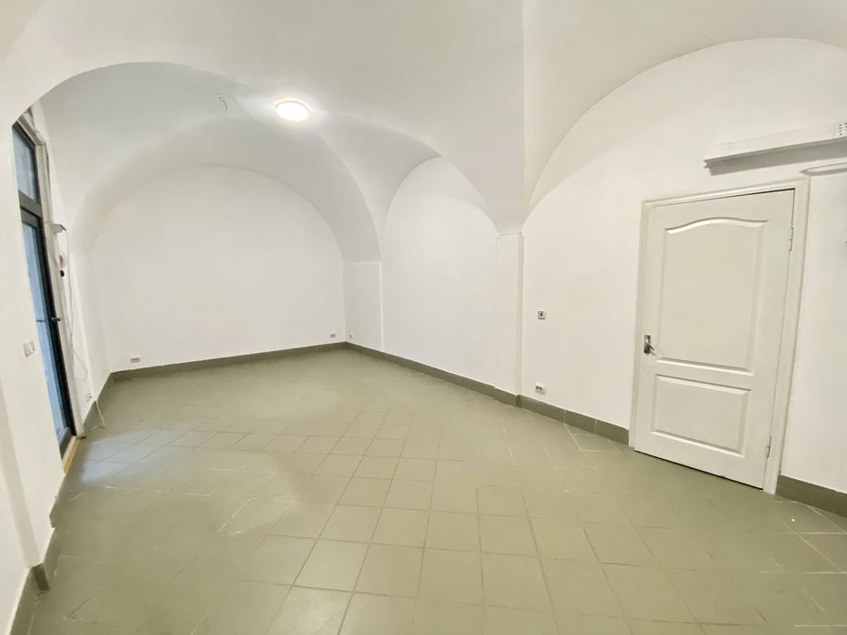 Оренда комерційного приміщення. Вул. Галицька. Ратуша. Центр. Магазин