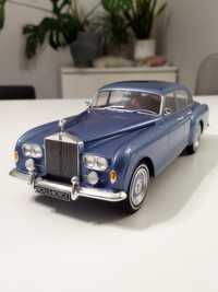 Model Rolls-Royce Silver Cloud III Flying Spur Mulliner 1965 1/18 MCG