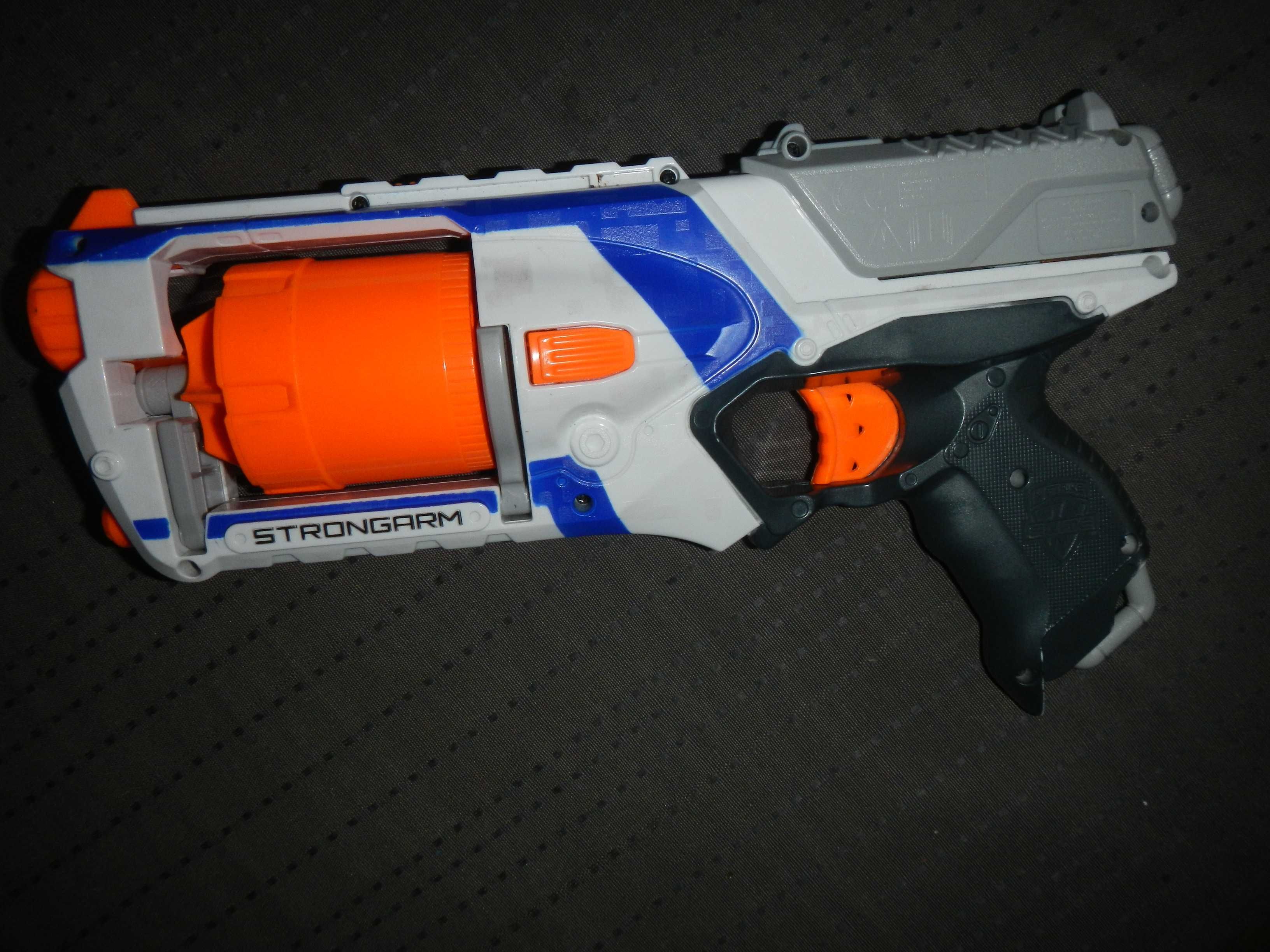 NERF elite pistolet Strongarm blaster giwera