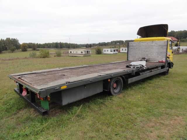 MAN le 220 C pomoc drogowa