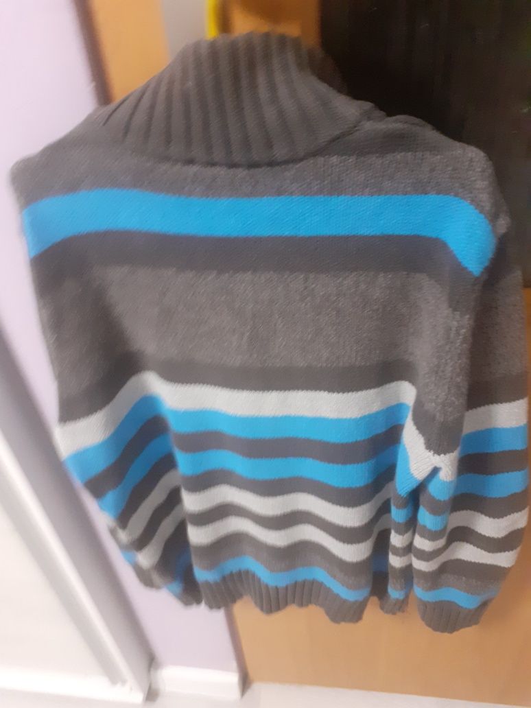 Sweterek chłopięcy firmy Oliver roz 140