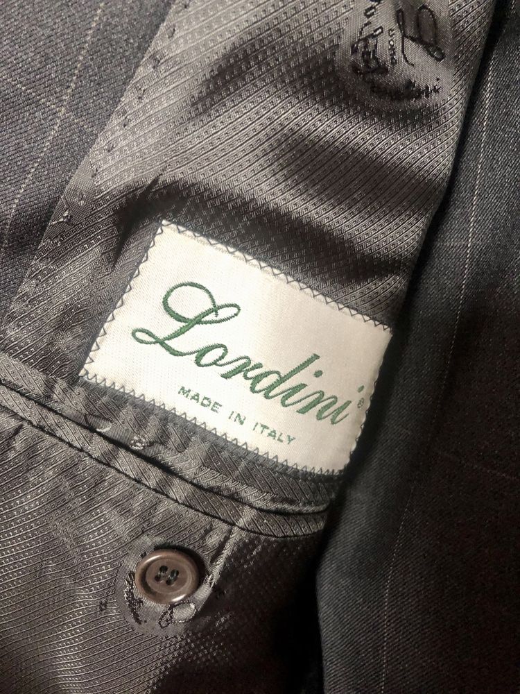 Мужской костюм  Италия Lordini