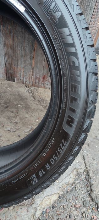 Шини 225 50 R18 Michelin x-ice