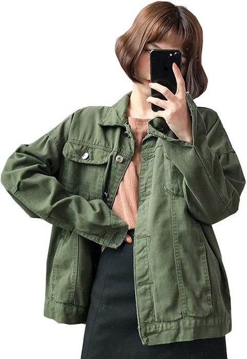 Жіноча джинсова куртка зі знімним капюшоном