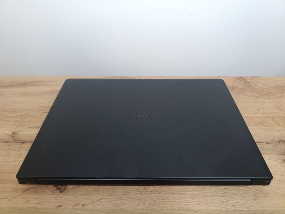 15'6 FHD Dell Latitude 3570/i5-6300U/8GB Ram/SSD 256GB/Батарея 26%знос