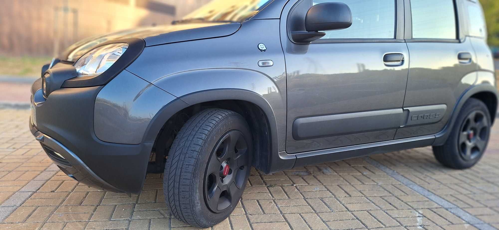FIAT PANDA CITY CROSS WLTP 1.2 8v 69cv Versão Waze