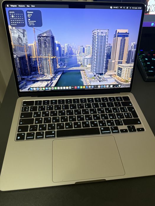 MacBook Air M2/16/256