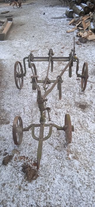 Продам кінний культиватор на колесах