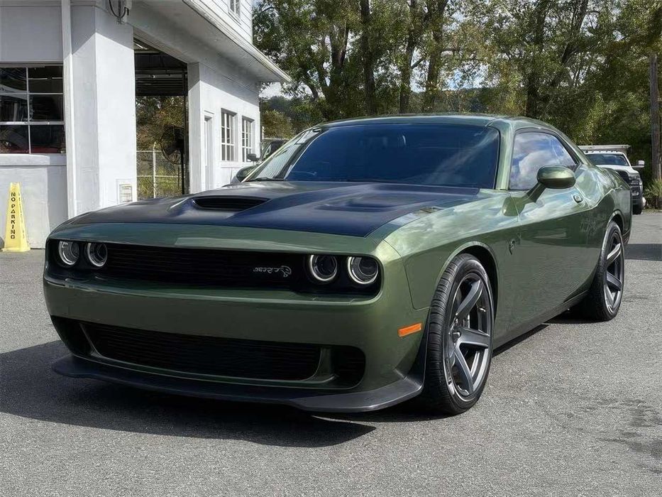 Dodge Challenger SRT Hellcat      2018