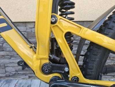 Rower Propain Rage DH