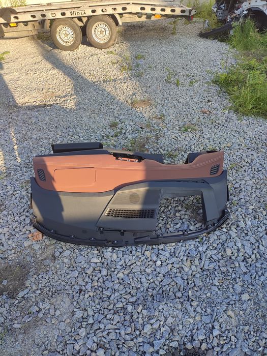 Торпедо на Фольксваген id4, торпеда, консоль.