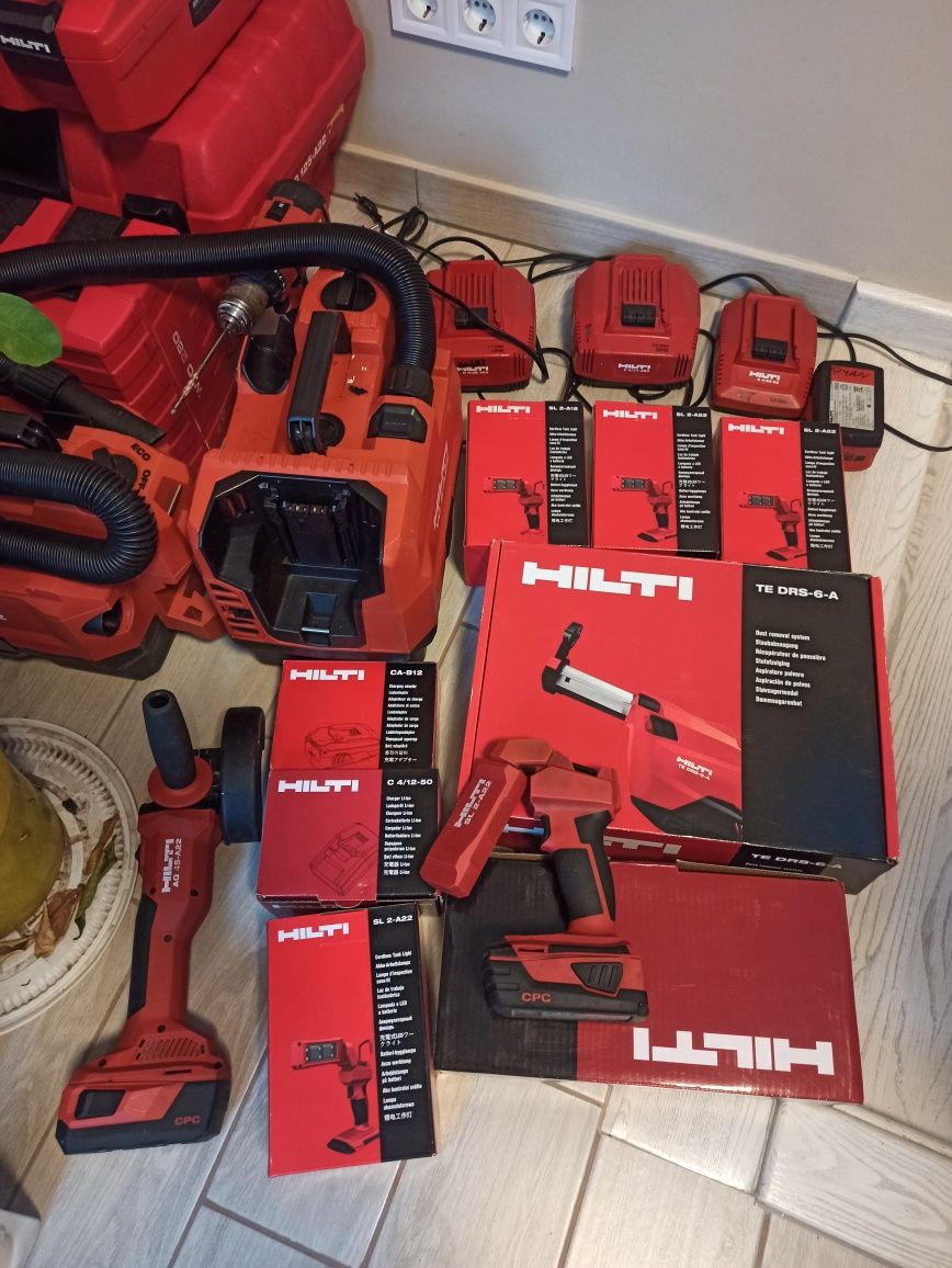 Акумуляторна шабельна пилка 22 В hilti