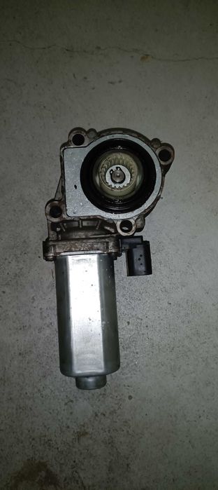 Motor da caixa de transferencia X3 2006