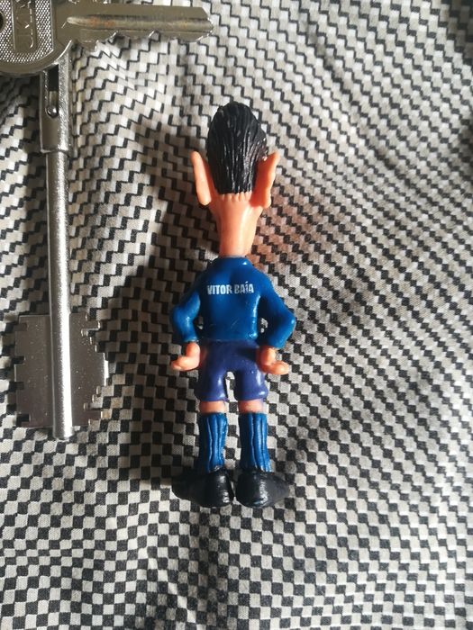 Boneco Victor Baia