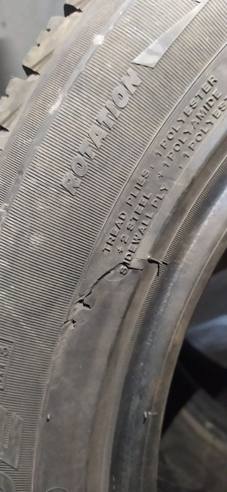 Шини зимові Michelin X-Ice 225/55 R18