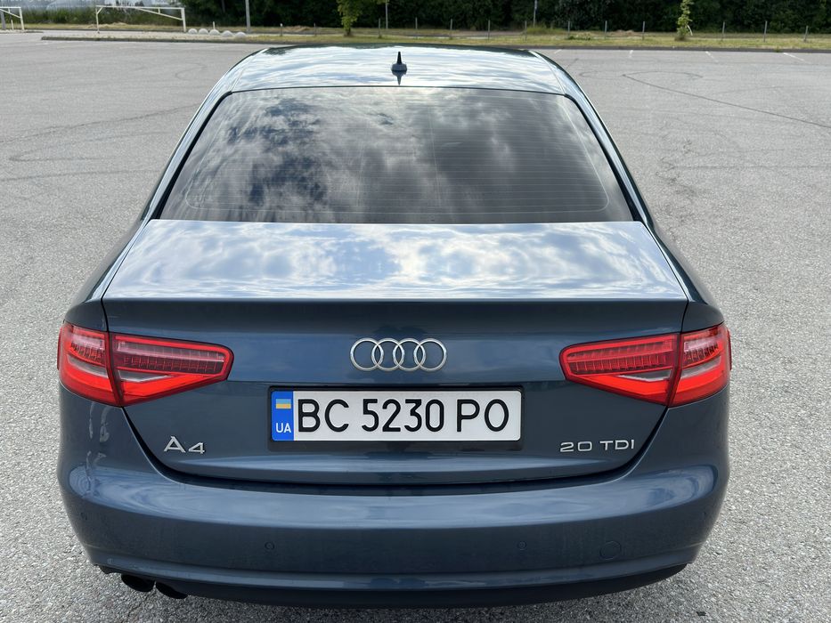 Audi A4 2015 дизель 2.0