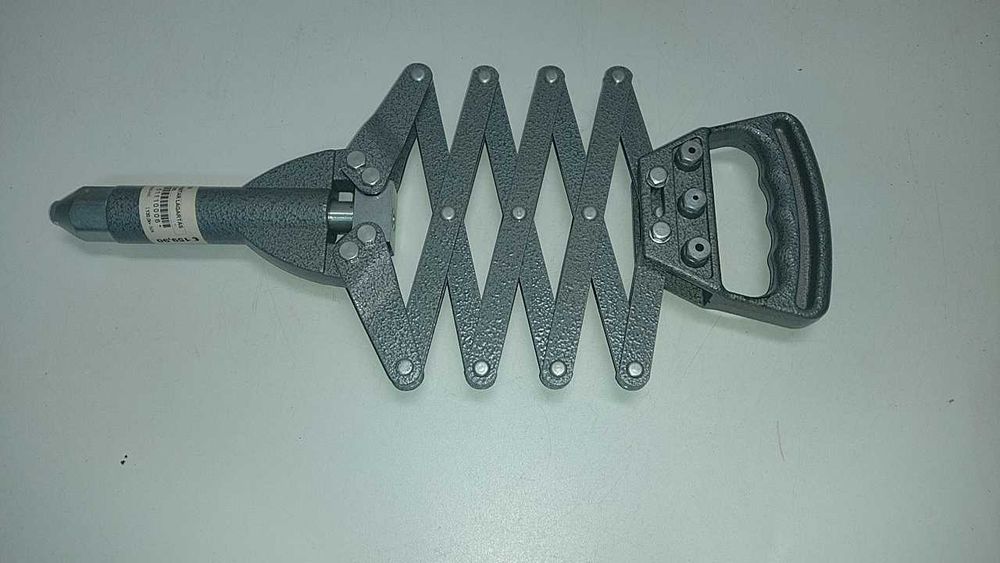 Maquina rebites lagartas nova