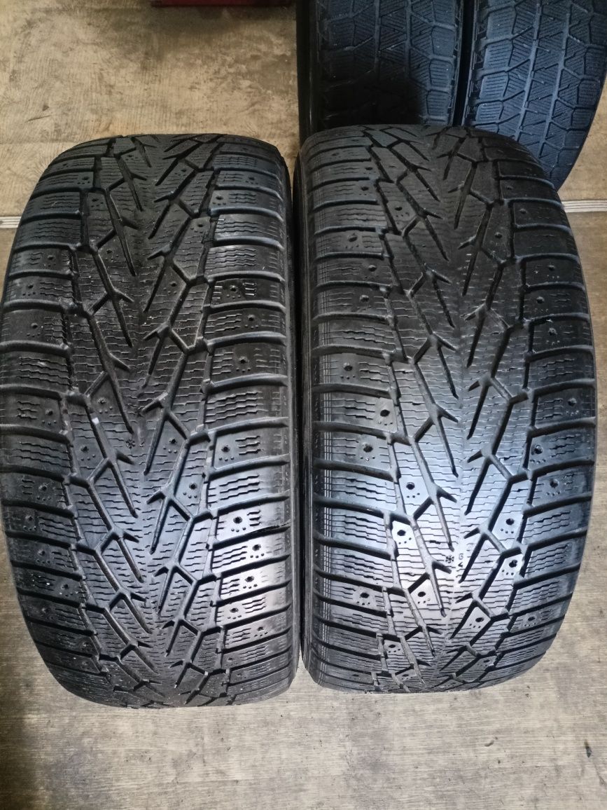 Шини 235/55/17 Nokian зимові