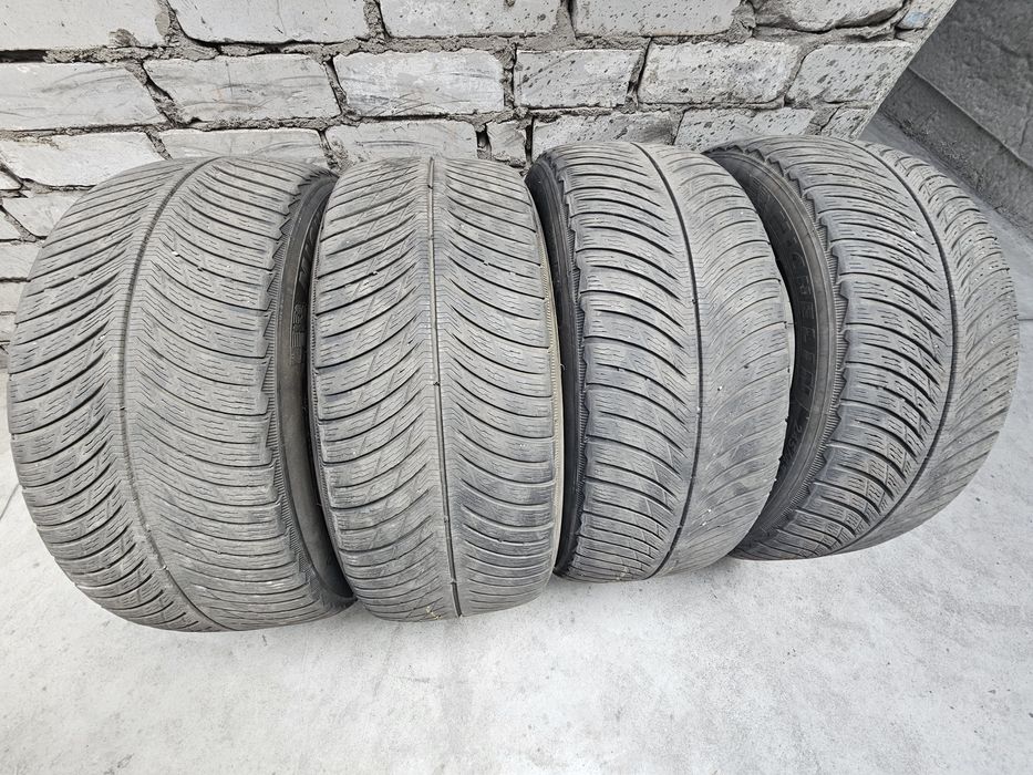 Покришки комплект зима Michelin Pilot Alpin 5 245 45 R19 2021