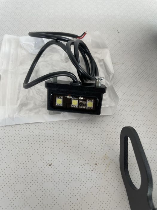 Suporte de matricula YAMAHA TRACER 9/900