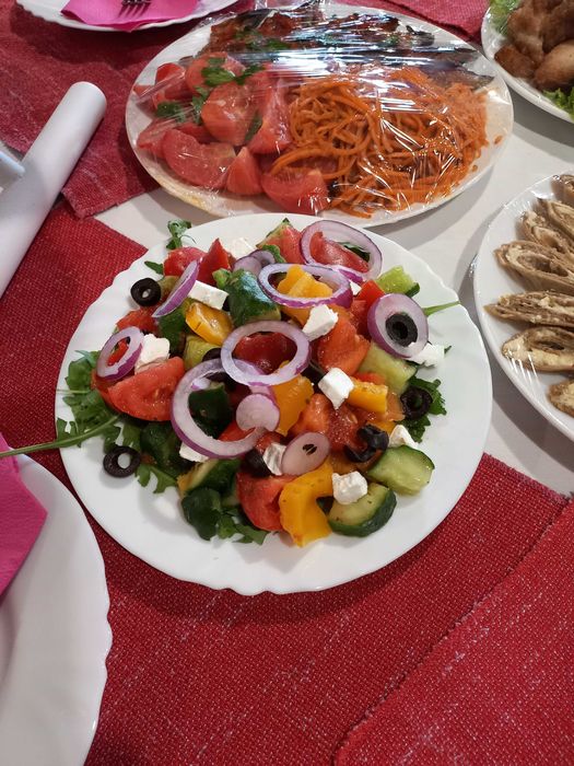 Виїзна кухня - корпоративи, хрестини, ювілеї, поминальні обіди.