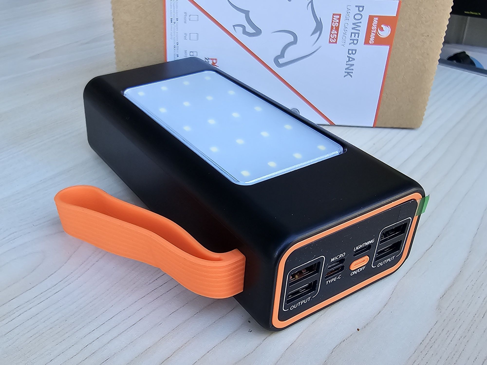 ЕКСКЛЮЗИВ! 50000, 30000 mAh 22.5w Mustang power bank; baseus xiaomi