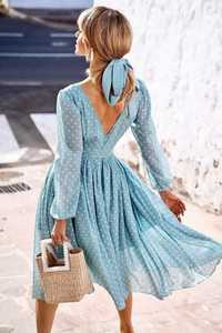 Emo midi sukienka Madlen błękitna w kropki 40 L
Cudowna, zwiewna MIDI