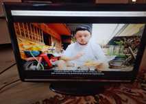 Telewizor - Monitor 22 cale  HYUNDAI LCD VGA HDMI