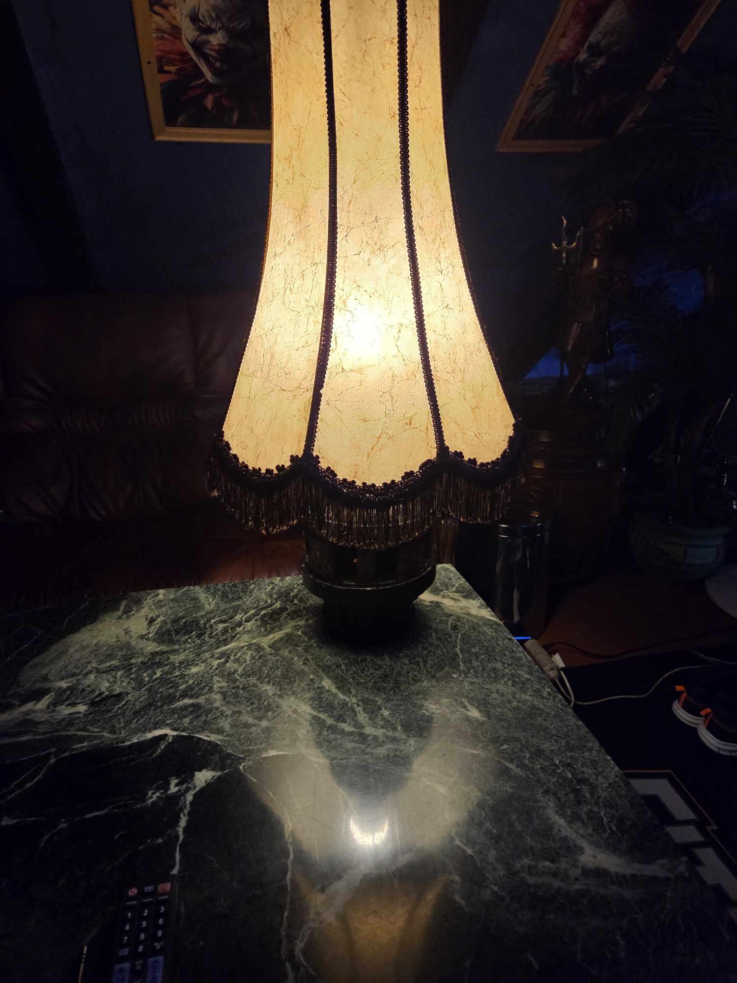 Lampa nocna drewniana