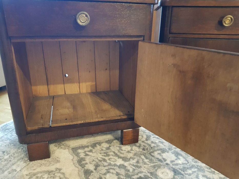 Sprzedam dwie piękne szafki nocne po renowacji