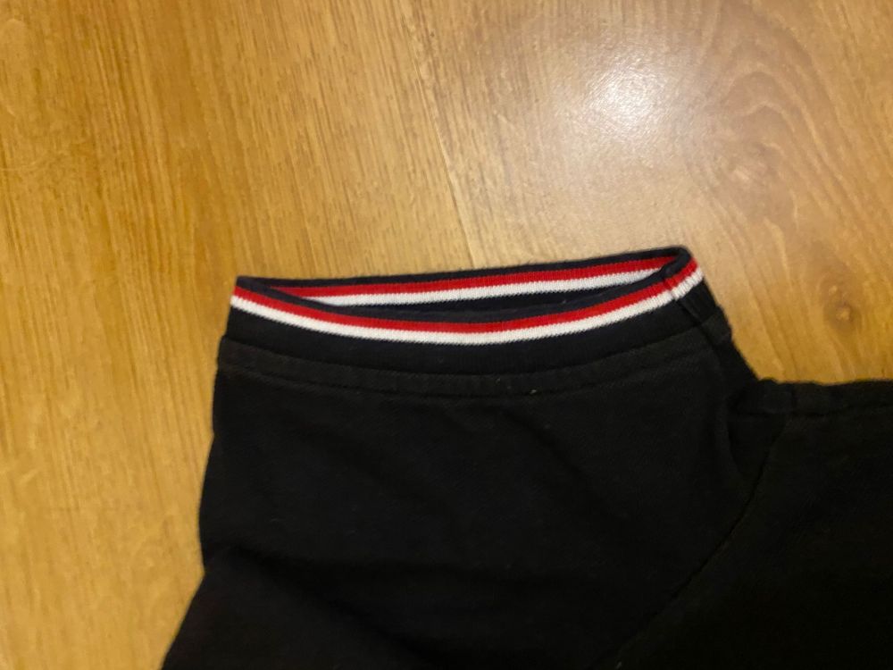 polo tommy preto