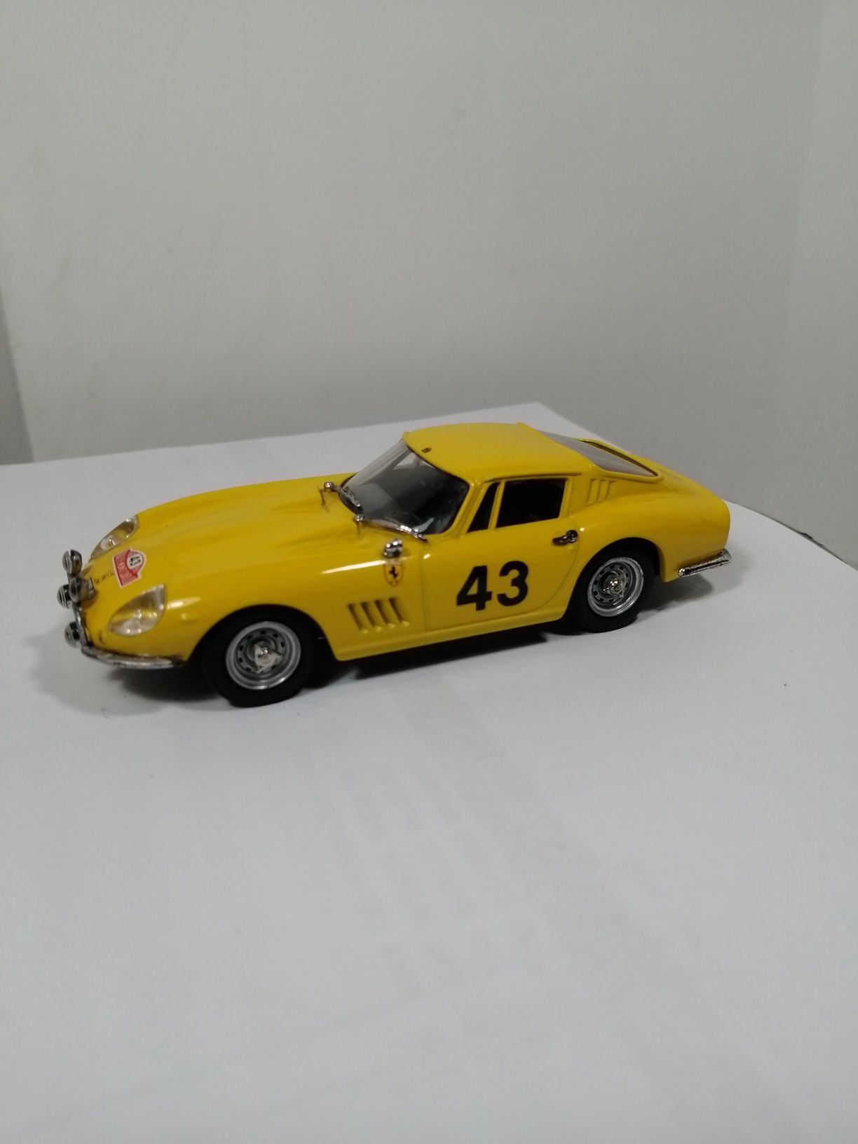 Miniatura Ferrari 1/43