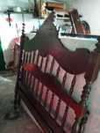 Cama , mesas de cabeceiras com cómoda em mogno em estilo antigos
