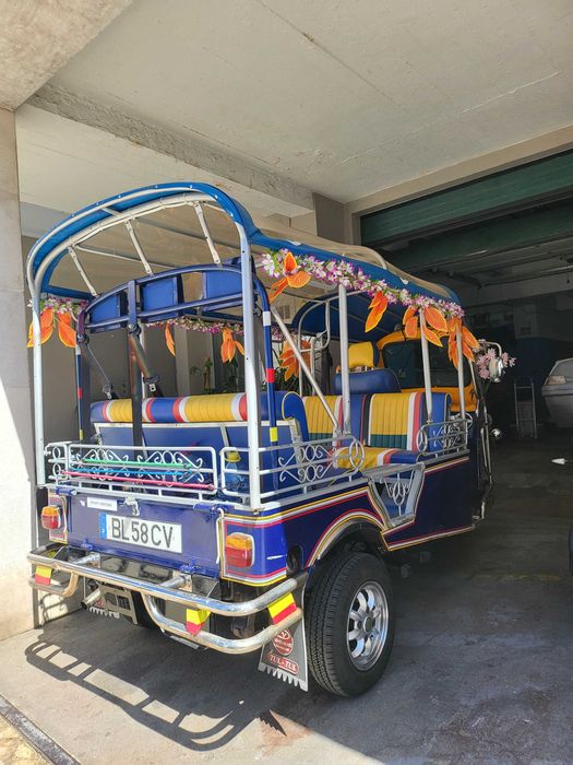 Tuktuk gasoline.
